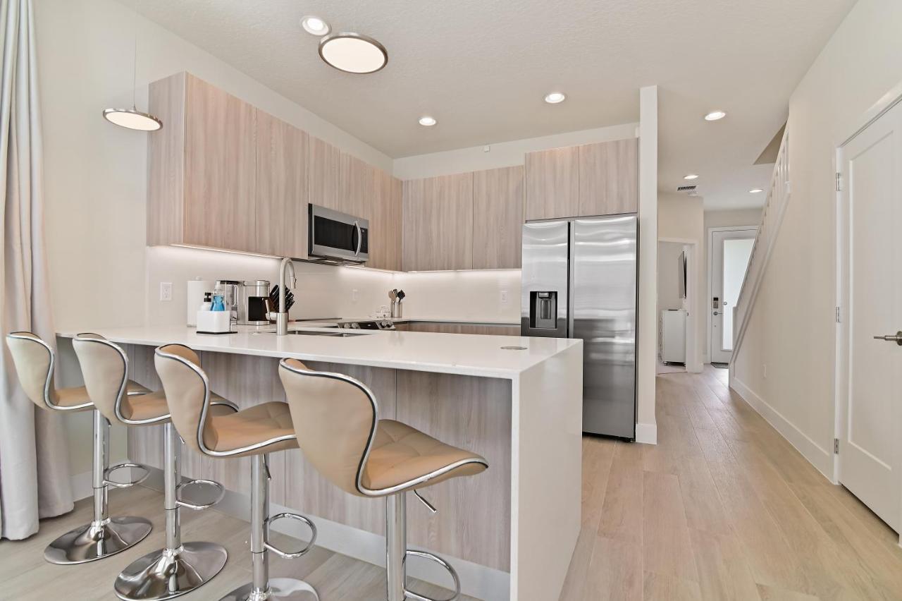 New Modern & Spacious Townhouse Near Disney - 4Br And 3Fb Orlando Exterior foto